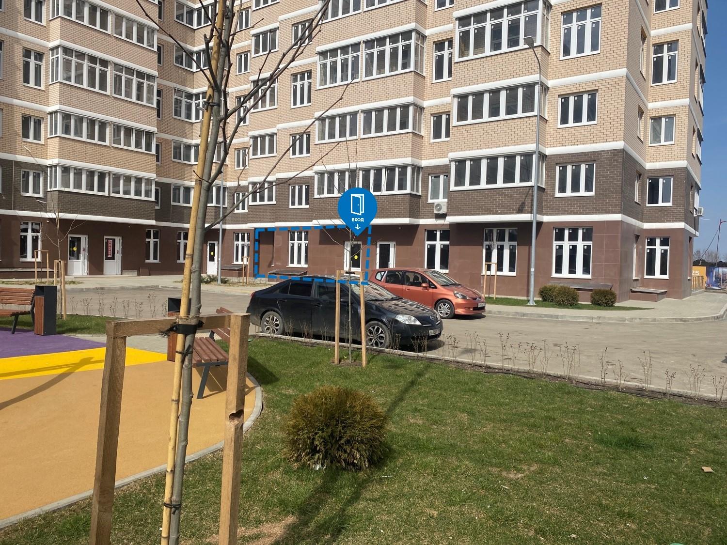 Фото №4: Коммерция 122 м² - Краснодар, ЖК Красная Площадь, жилой комплекс Нeo-квартал Красная Площадь, мкр. Прикубанский внутригородской округ, ул. им. Мурата Ахеджака, 12к8