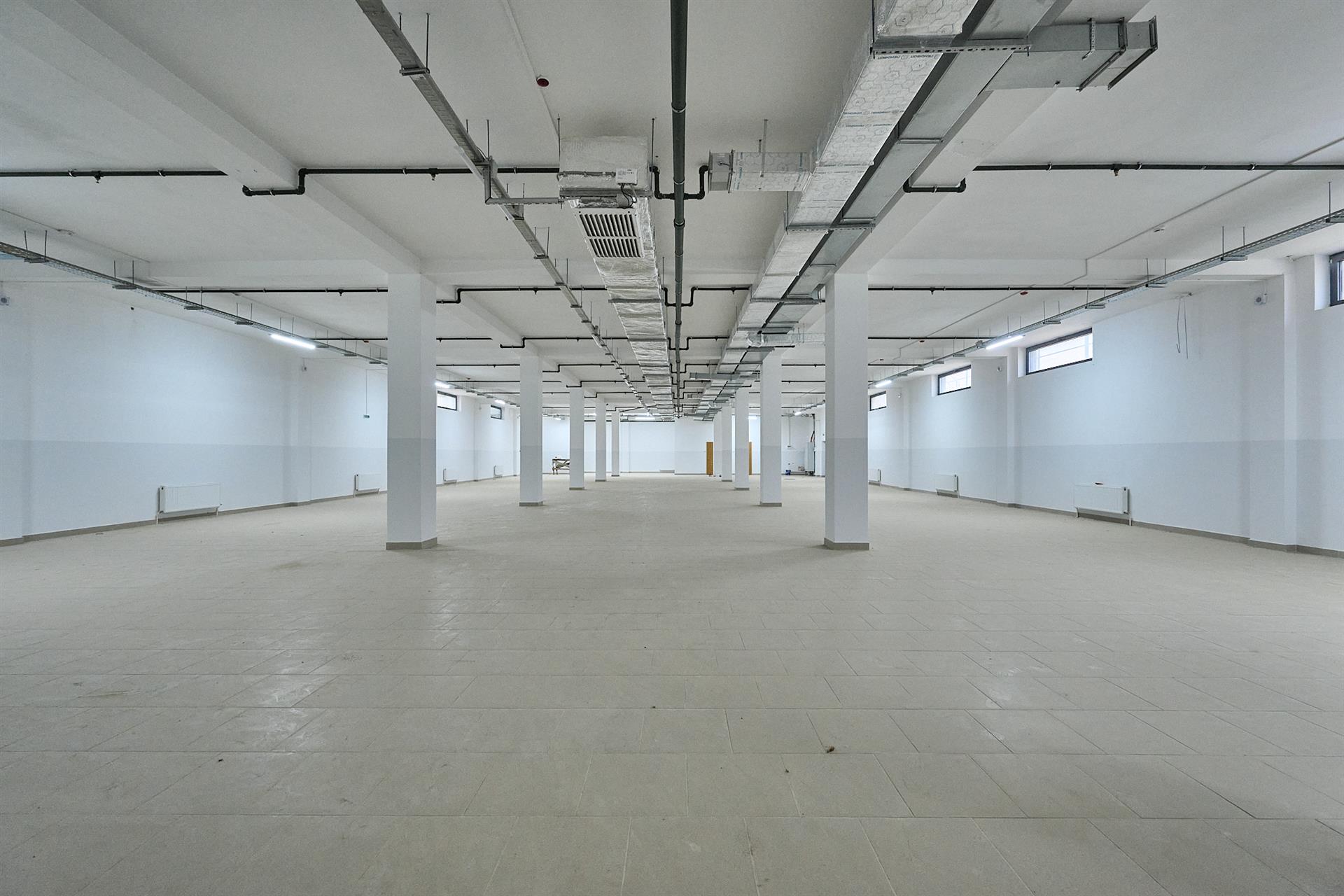 Фото №11: Коммерция 1900 м² - Яблоновский, ул. Дорожная, 111А