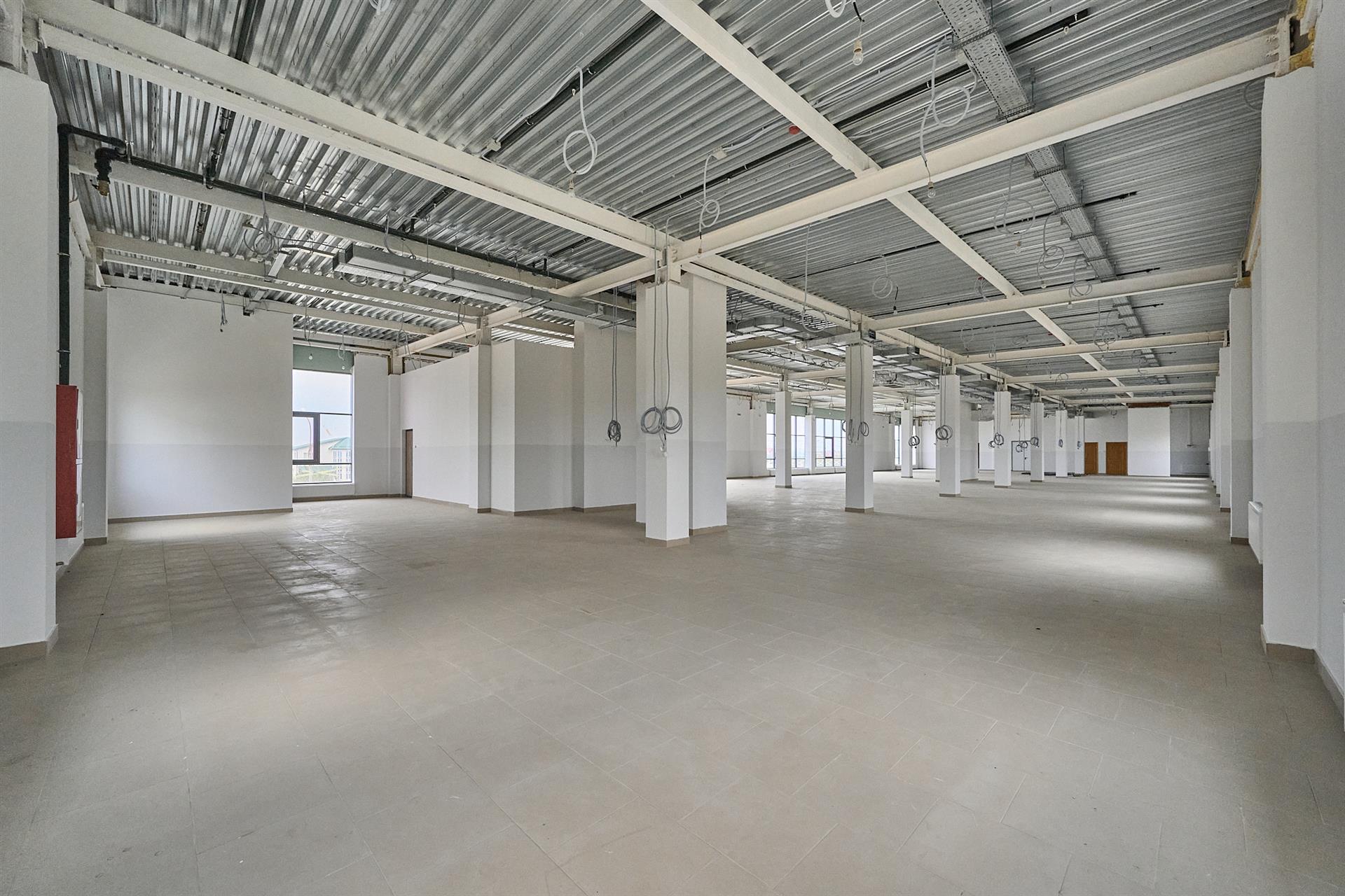 Фото №8: Коммерция 1900 м² - Яблоновский, ул. Дорожная, 111А