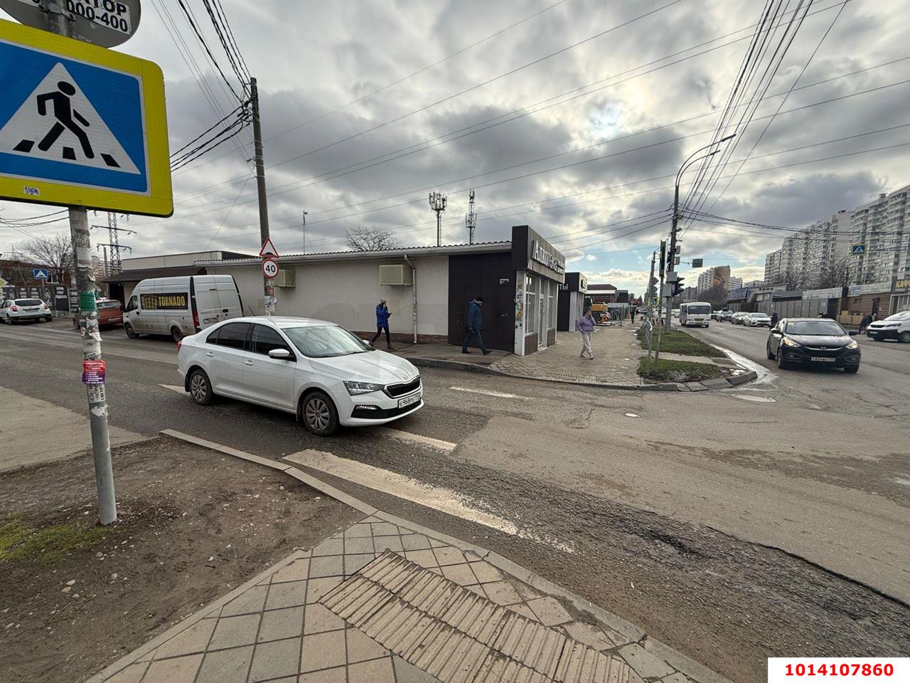 Фото №6: Торговое помещение 86 м² - Краснодар, Краевая Клиническая Больница, ул. Российская, 284