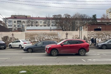 Фото №2: Коммерческая земля 14 сот. - Краснодар, мкр. Центральный, ул. Красная, 158/1