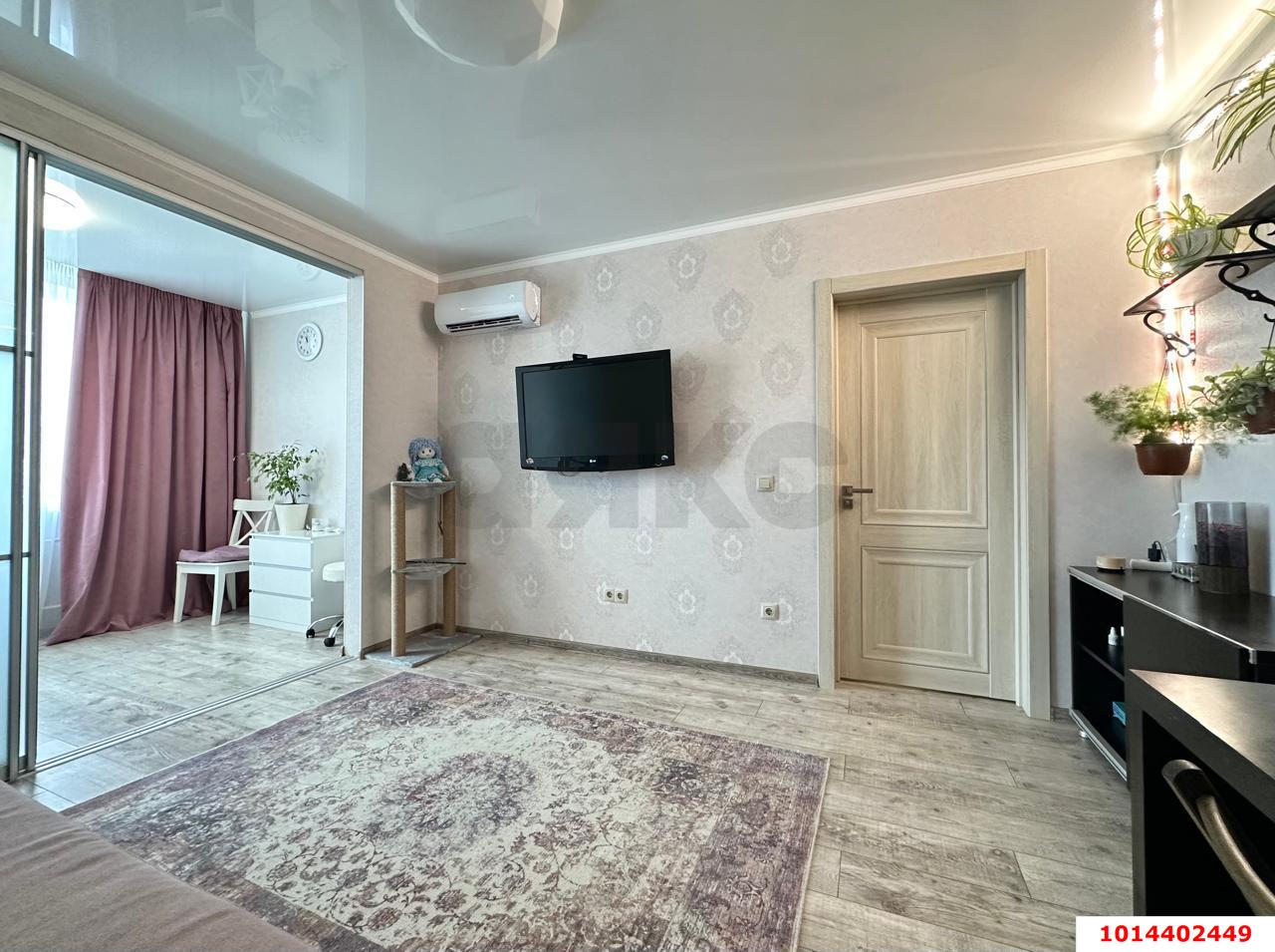 Фото №1: 2-комнатная квартира 70 м² - Краснодар, жилой комплекс Феникс, ул. имени Игнатова, 4/3к1