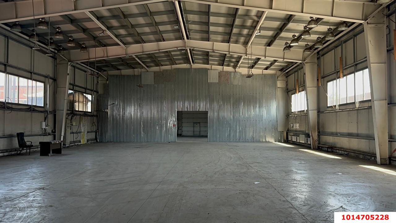 Фото №1: Складское помещение 1100 м² - Новотитаровская