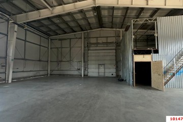 Фото №2: Складское помещение 1100 м² - Новотитаровская, 