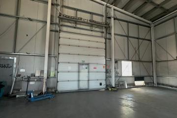 Фото №3: Коммерция 1100 м² - Новотитаровская, 