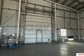 Фото №3: Складское помещение 1100 м² - Новотитаровская, 