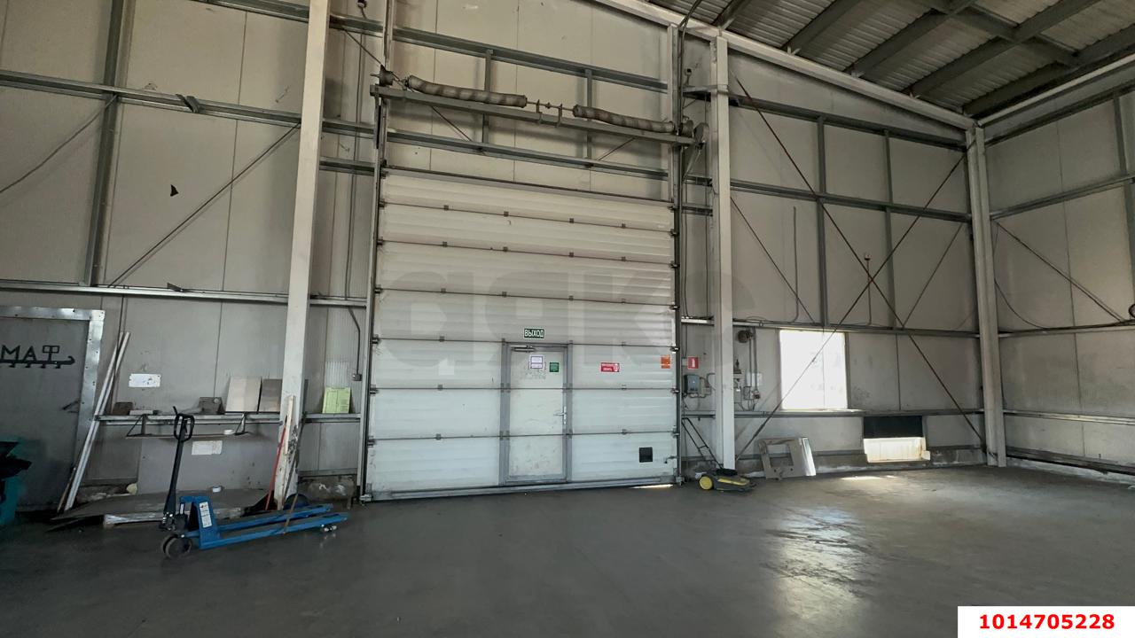 Фото №3: Складское помещение 1100 м² - Новотитаровская