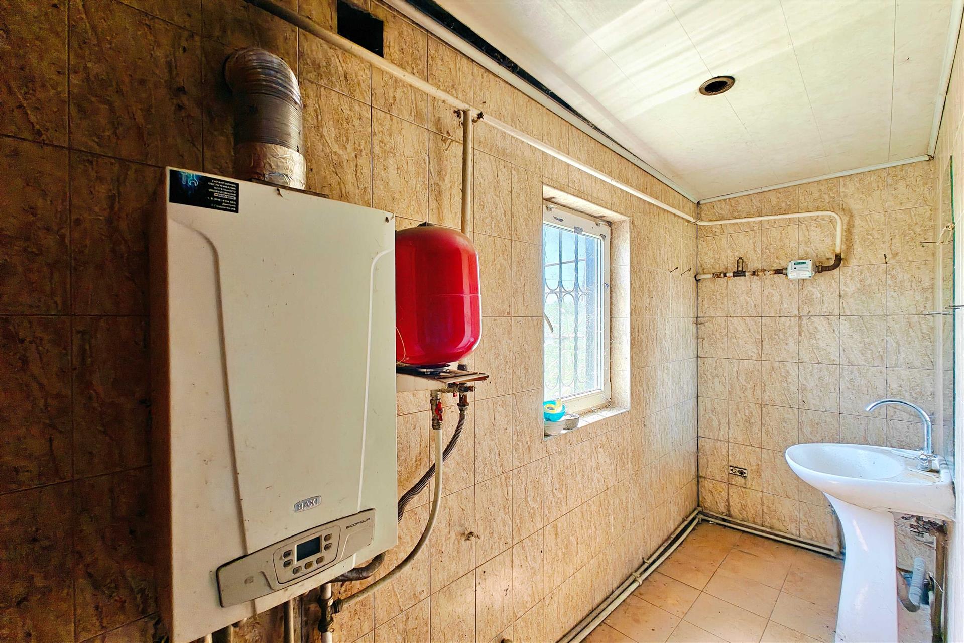 Фото №11: Коммерция 250 м² - Тлюстенхабль, ул. Джубгинское шоссе, 94