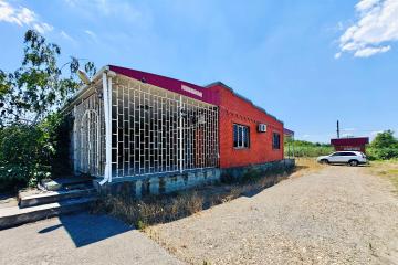 Фото №3: Коммерция 250 м² - Тлюстенхабль, ул. Джубгинское шоссе, 94