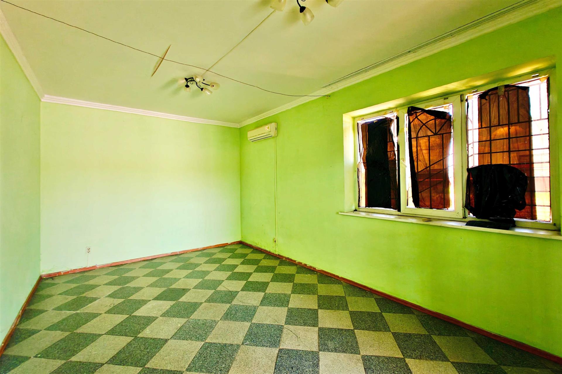 Фото №12: Коммерция 250 м² - Тлюстенхабль, ул. Джубгинское шоссе, 94