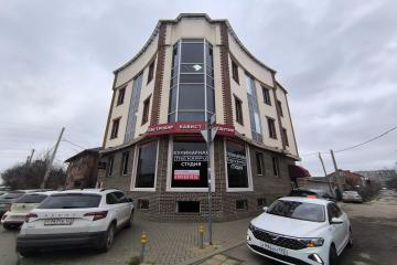 Фото №2: Коммерция 92 м² - Краснодар, мкр. Центральный, ул. Корницкого, 67/1