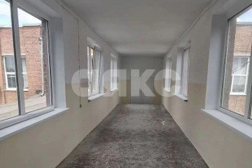Фото №1: Коммерция 270 м² - Ростов-на-Дону, мкр. квартал Совхозный, пер. Радиаторный, 8Б