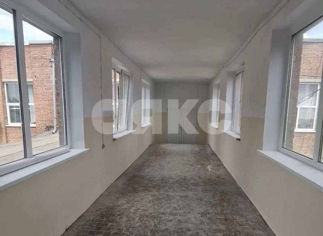 Фото №1: Коммерция 270 м² - Ростов-на-Дону, квартал Совхозный, пер. Радиаторный, 8Б