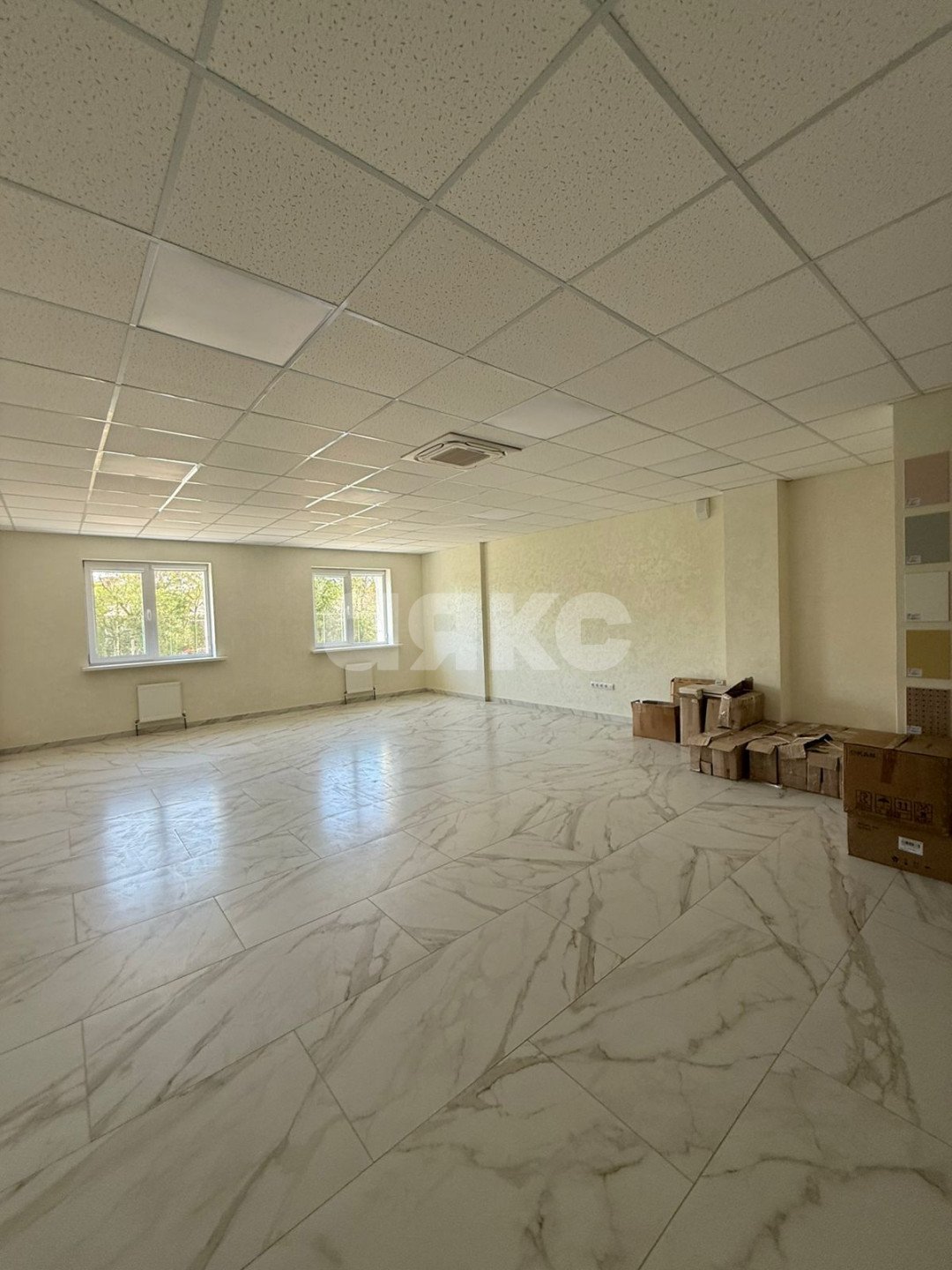 Фото №6: Коммерция 114 м² - Ростов-на-Дону, Ворошиловский, пр-кт Михаила Нагибина, 38