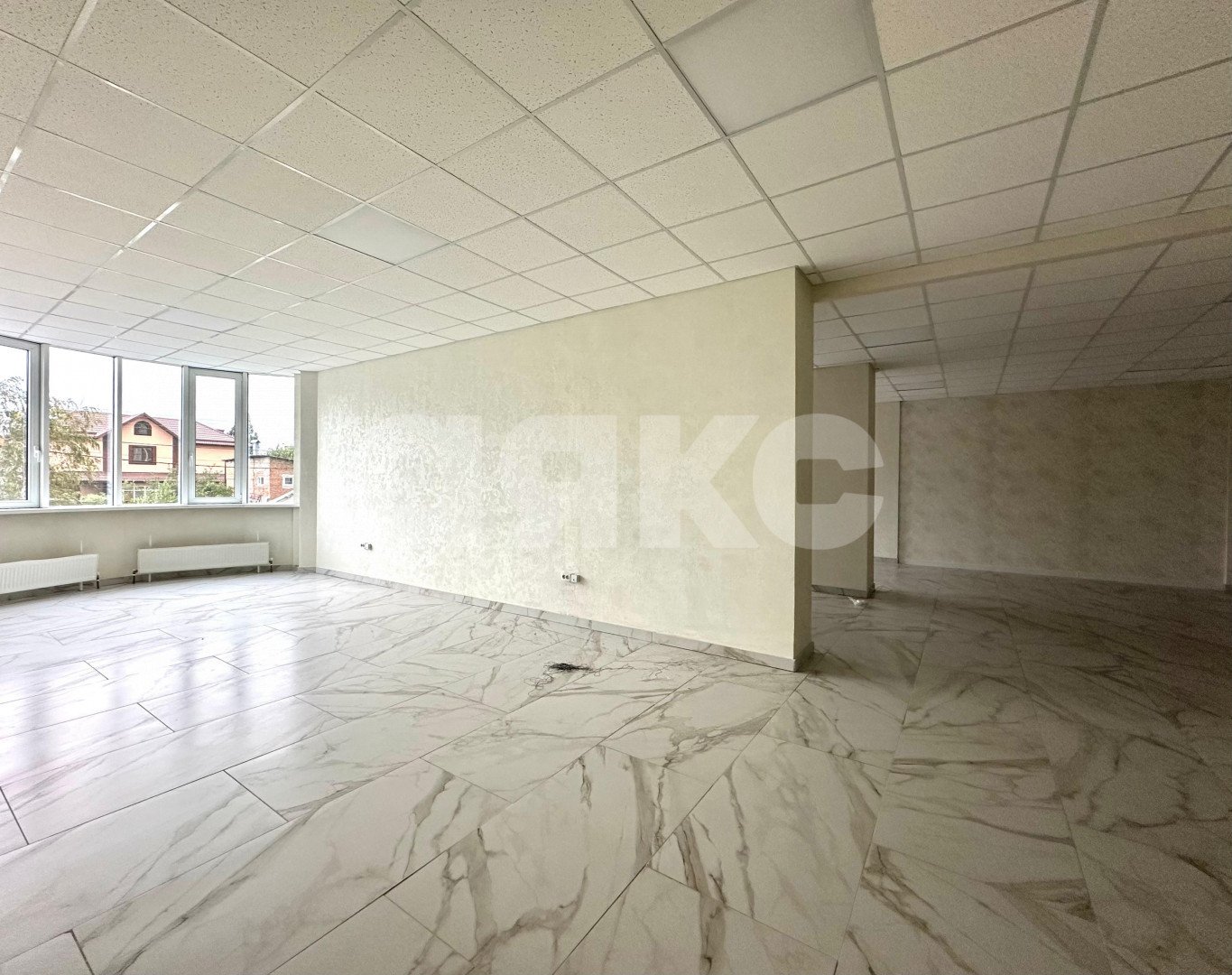 Фото №3: Коммерция 114 м² - Ростов-на-Дону, Ворошиловский, пр-кт Михаила Нагибина, 38