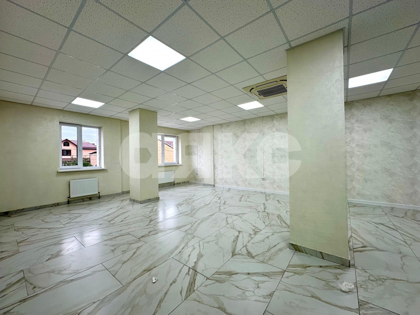 Фото №6: Коммерция 114 м² - Ростов-на-Дону, Ворошиловский, пр-кт Михаила Нагибина, 38