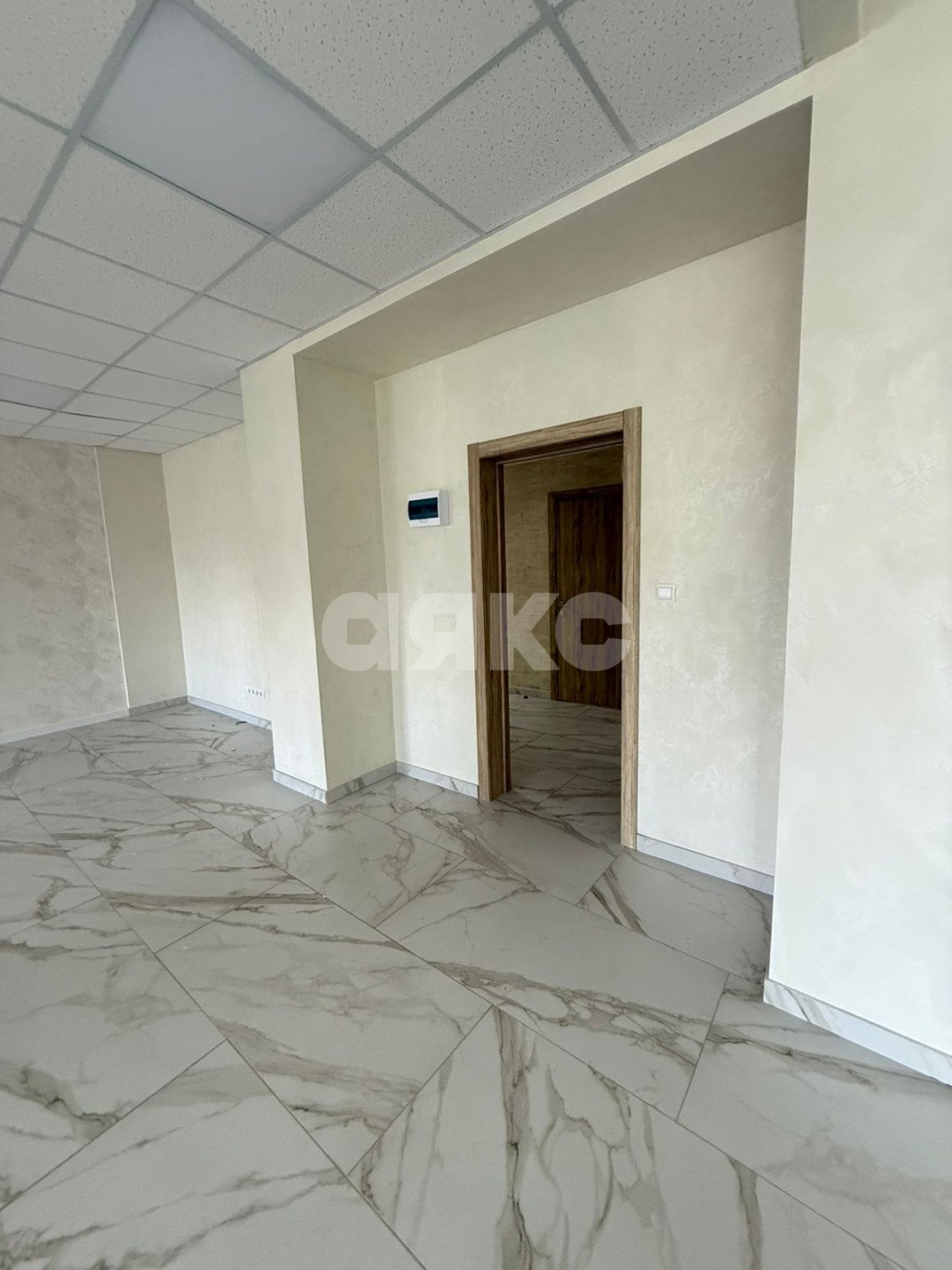 Фото №5: Коммерция 114 м² - Ростов-на-Дону, Ворошиловский, пр-кт Михаила Нагибина, 38