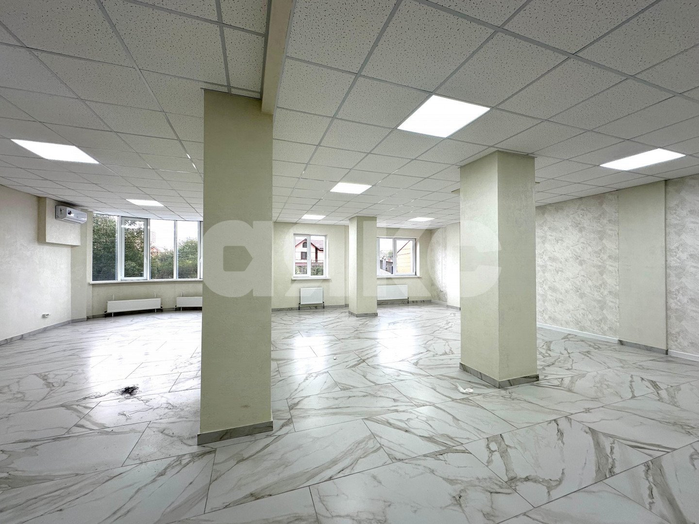 Фото №5: Коммерция 114 м² - Ростов-на-Дону, Ворошиловский, пр-кт Михаила Нагибина, 38