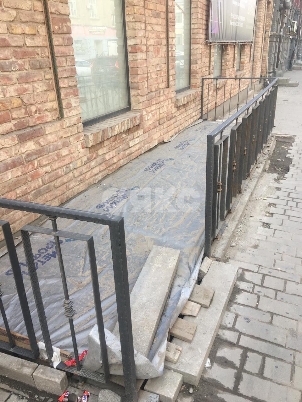 Фото №3: Коммерция 180 м² - Ростов-на-Дону, Богатяновка, пр-кт Ворошиловский, 10/120