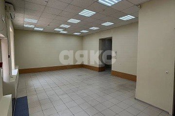 Фото №4: Коммерция 71 м² - Ростов-на-Дону, р. Ленинский, ул. Серафимовича, 53