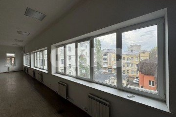 Фото №5: Коммерция 500 м² - Ростов-на-Дону, мкр. Нахичевань, ул. Базарная площадь, 5/2