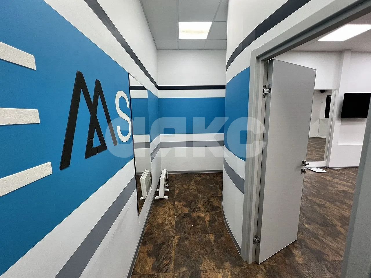 Фото №7: Коммерция 122 м² - Ростов-на-Дону, Кировский, ул. Максима Горького, 212