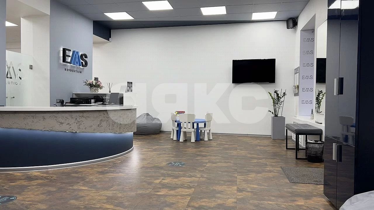 Фото №1: Коммерция 122 м² - Ростов-на-Дону, Кировский, ул. Максима Горького, 212