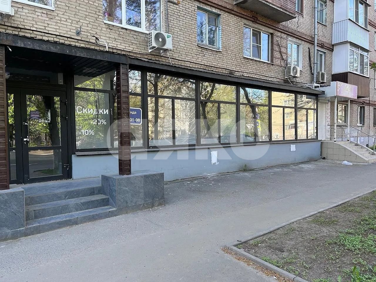 Фото №3: Коммерция 67 м² - Ростов-на-Дону, Западный, ул. Батуринская, 11/14