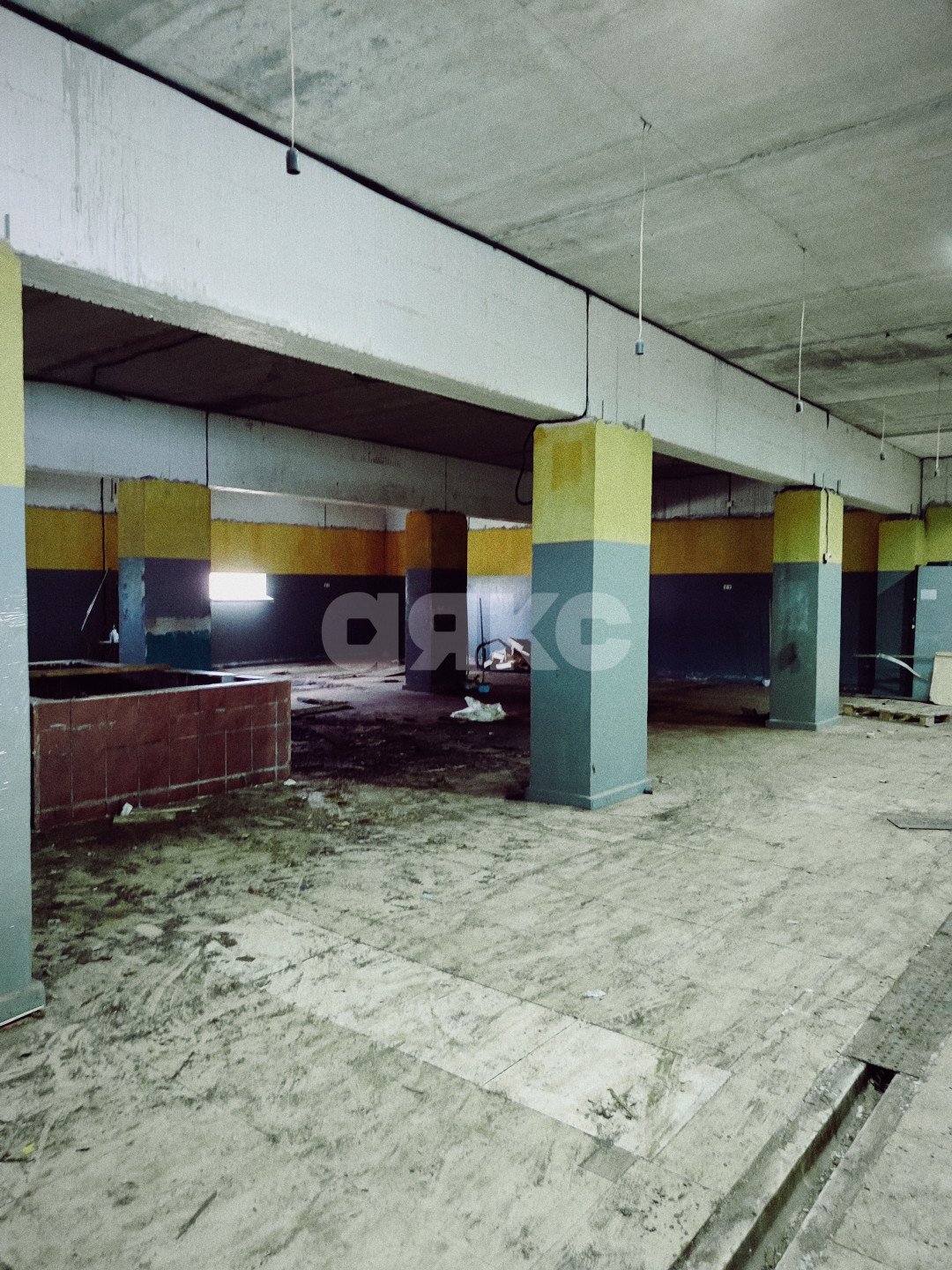 Фото №35: Коммерция 1600 м² - Мариуполь, Центральный, ул. Спортивная