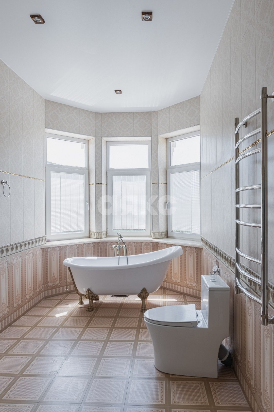 Фото №33: Дом 910 м² + 30 сот. - Прасковеевка, 