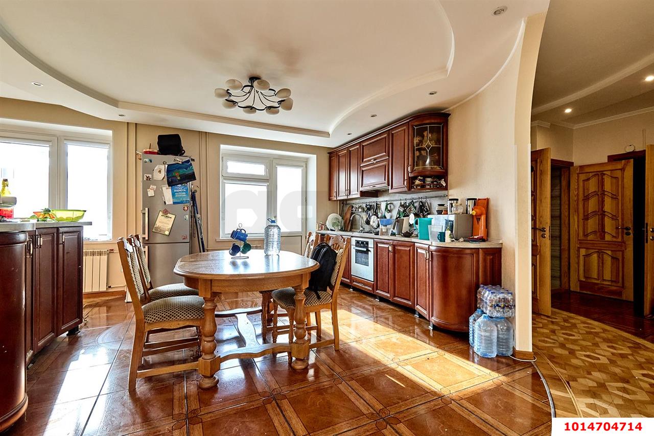 Фото №2: 2-комнатная квартира 110 м² - Краснодар, Центральный, пр-д Одесский, 4/1