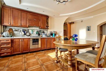 Фото №1: 2-комнатная квартира 110 м² - Краснодар, мкр. Центральный, пр-д Одесский, 4/1