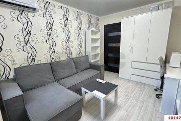 Фото №1: 2-комнатная квартира 33 м² - Краснодар, мкр. Гидростроителей, ул. имени Дмитрия Благоева, 8