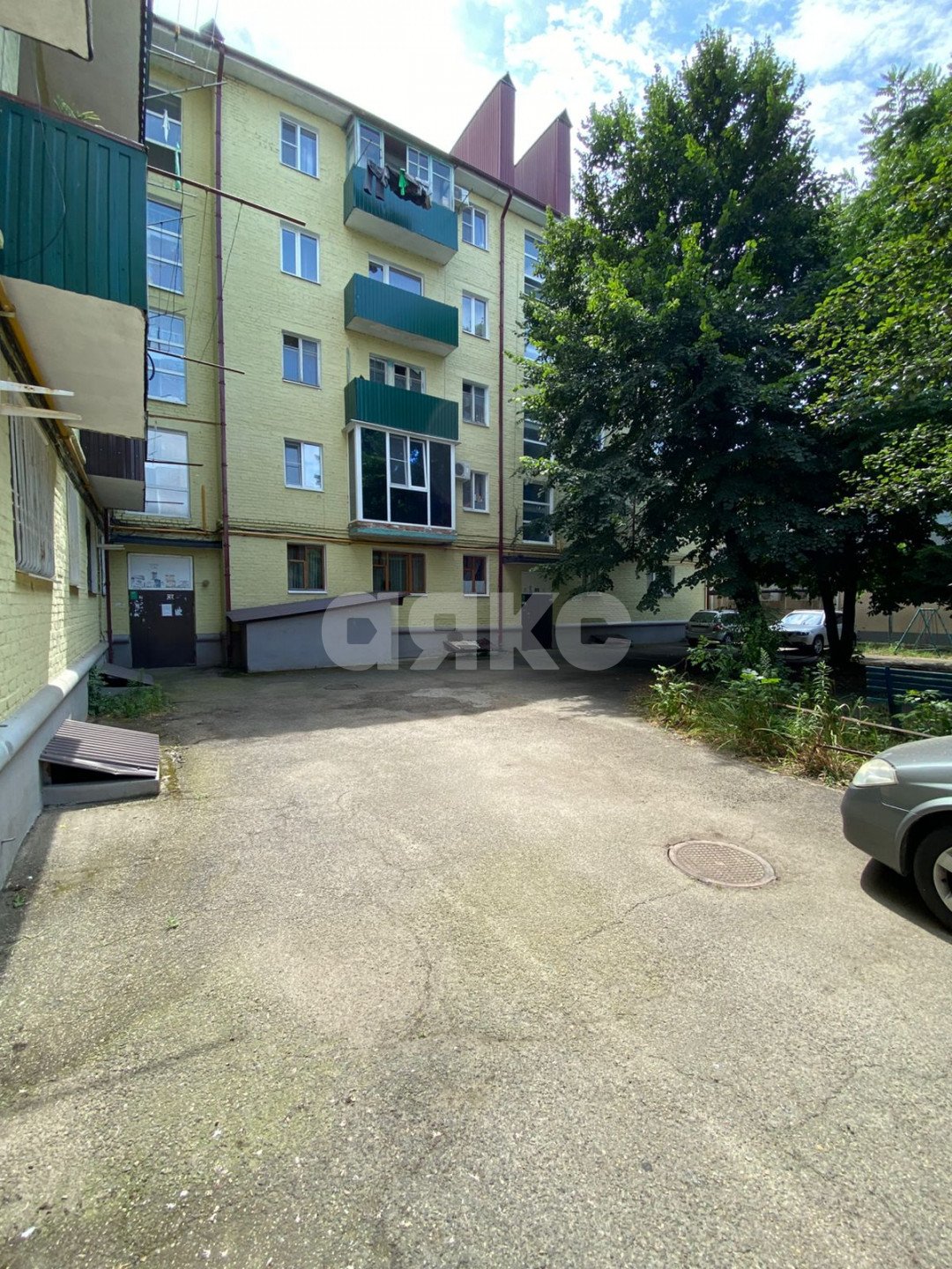 Фото №10: 1-комнатная квартира 30 м² - Майкоп, Центр, ул. Пролетарская, 240