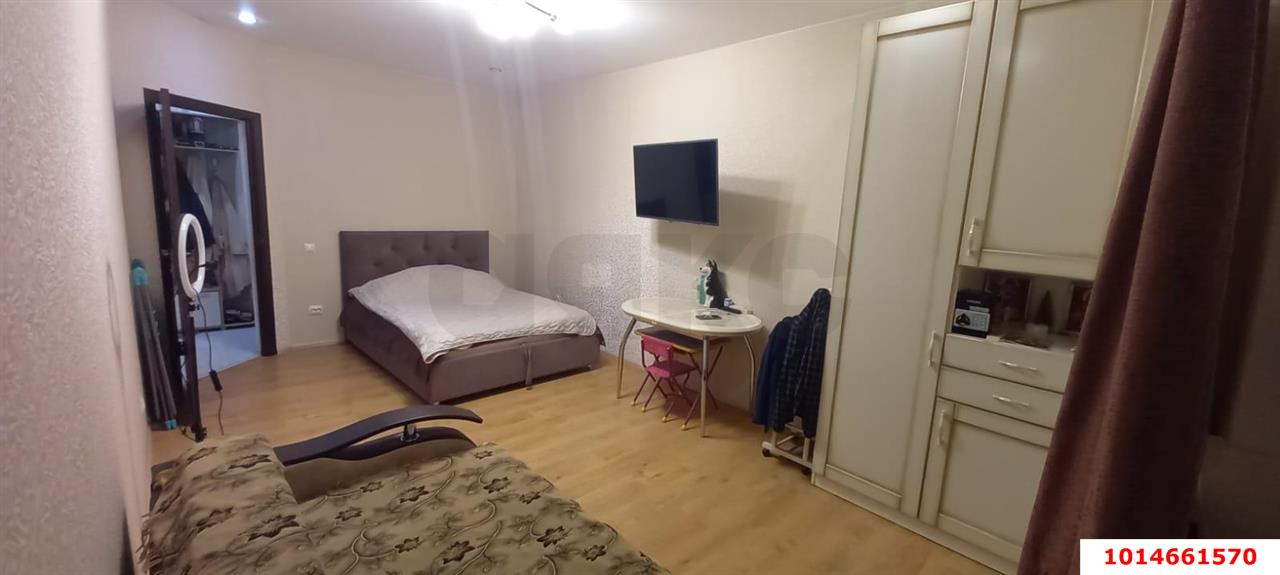 Фото №3: 1-комнатная квартира 42 м² - Знаменский, жилой комплекс Первомайский, мкр. Карасунский внутригородской округ, ул. Первомайская, 36/1