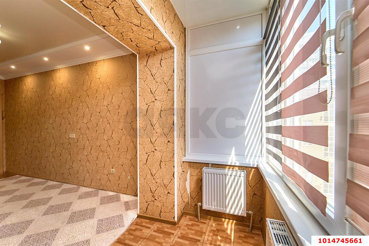 Фото №3: 2-комнатная квартира 70 м² - Краснодар, Прикубанский внутригородской округ, ул. Шевцова, 5