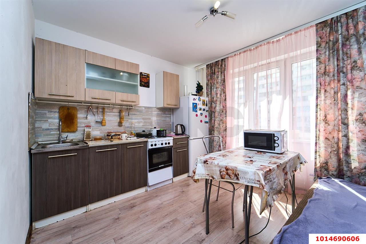 Фото №3: 1-комнатная квартира 36 м² - Краснодар, Восточно-Кругликовский, ул. Черкасская, 131