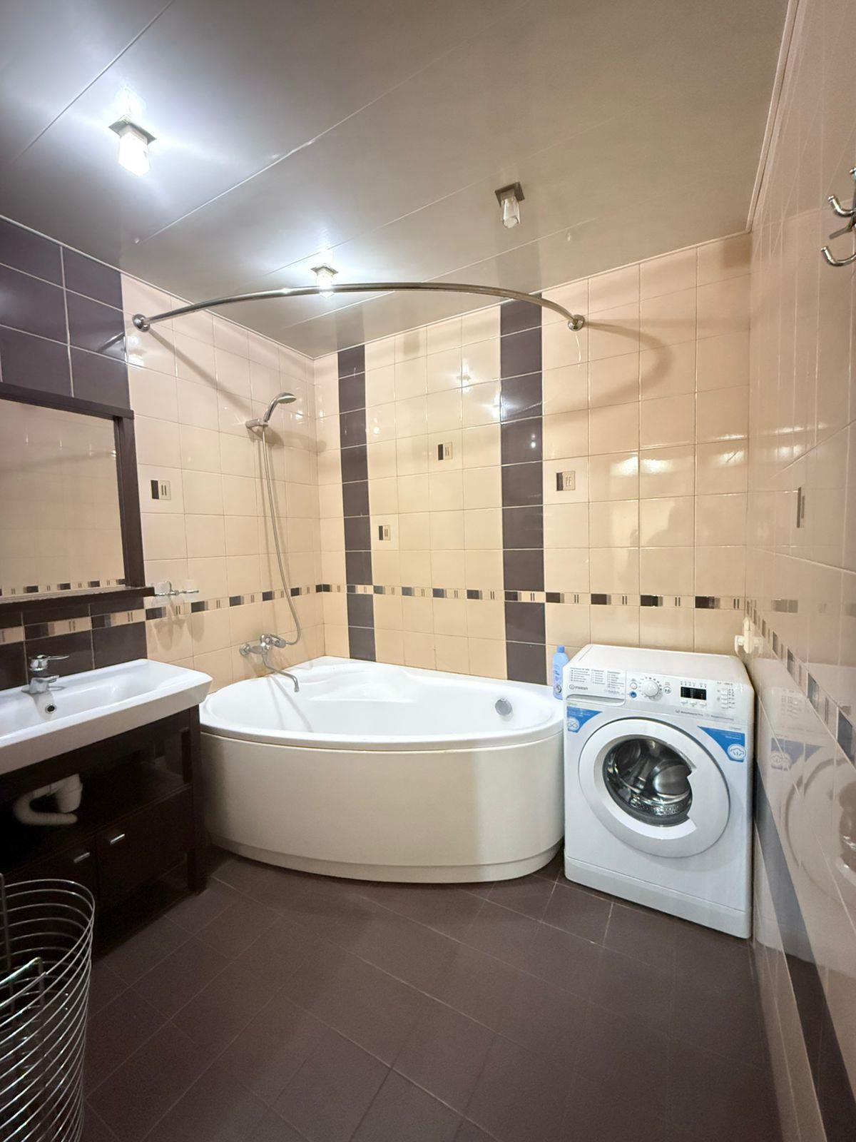 Фото №7: 2-комнатная квартира 57 м² - Краснодар, Прикубанский внутригородской округ, мкр. Краевая Клиническая Больница, ул. Восточно-Кругликовская, 65