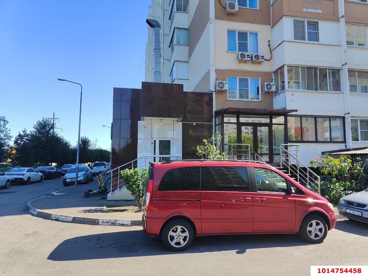 Фото №2: Торговое помещение 77 м² - Краснодар, Московский, ул. имени Николая Семеновича Котлярова, 21