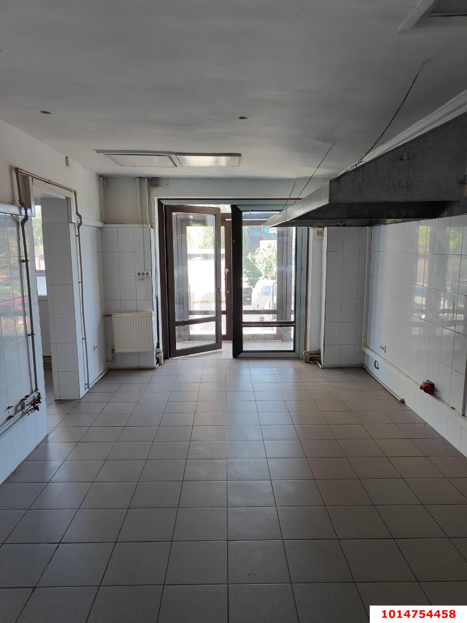 Фото №3: Торговое помещение 77 м² - Краснодар, Московский, ул. имени Николая Семеновича Котлярова, 21