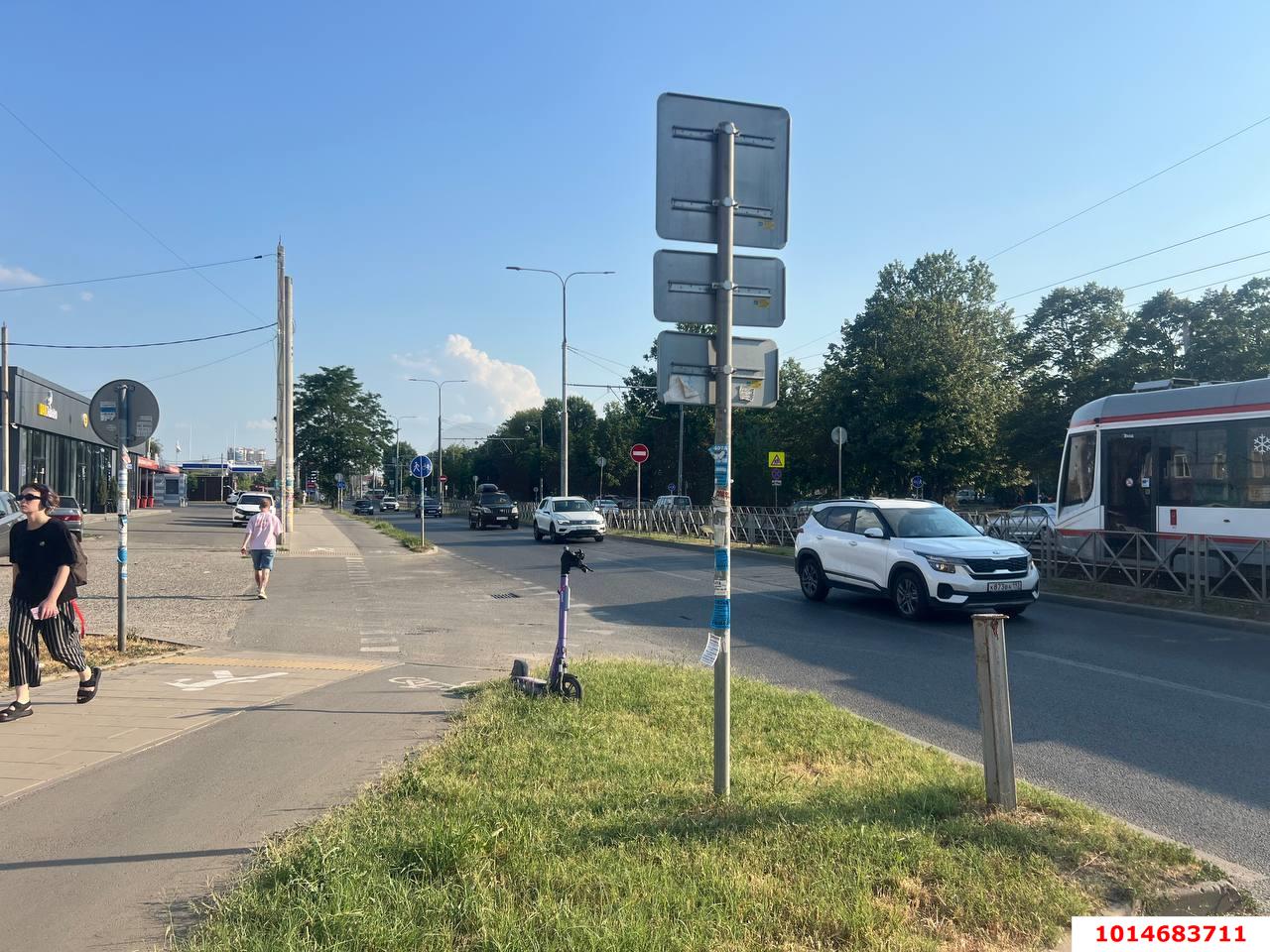 Фото №11: Торговое помещение 81 м² - Краснодар, Музыкальный, ул. Московская, 112