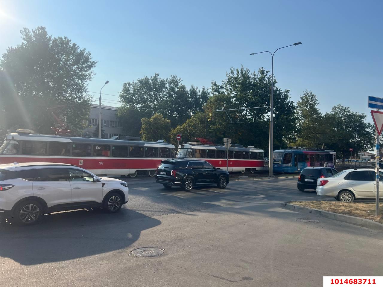 Фото №10: Торговое помещение 81 м² - Краснодар, Музыкальный, ул. Московская, 112