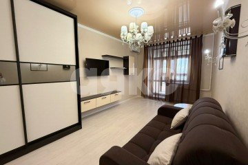 Фото №3: 1-комнатная квартира 42 м² - Нижнекамск, мкр. 11-й, пр-кт Химиков, 90