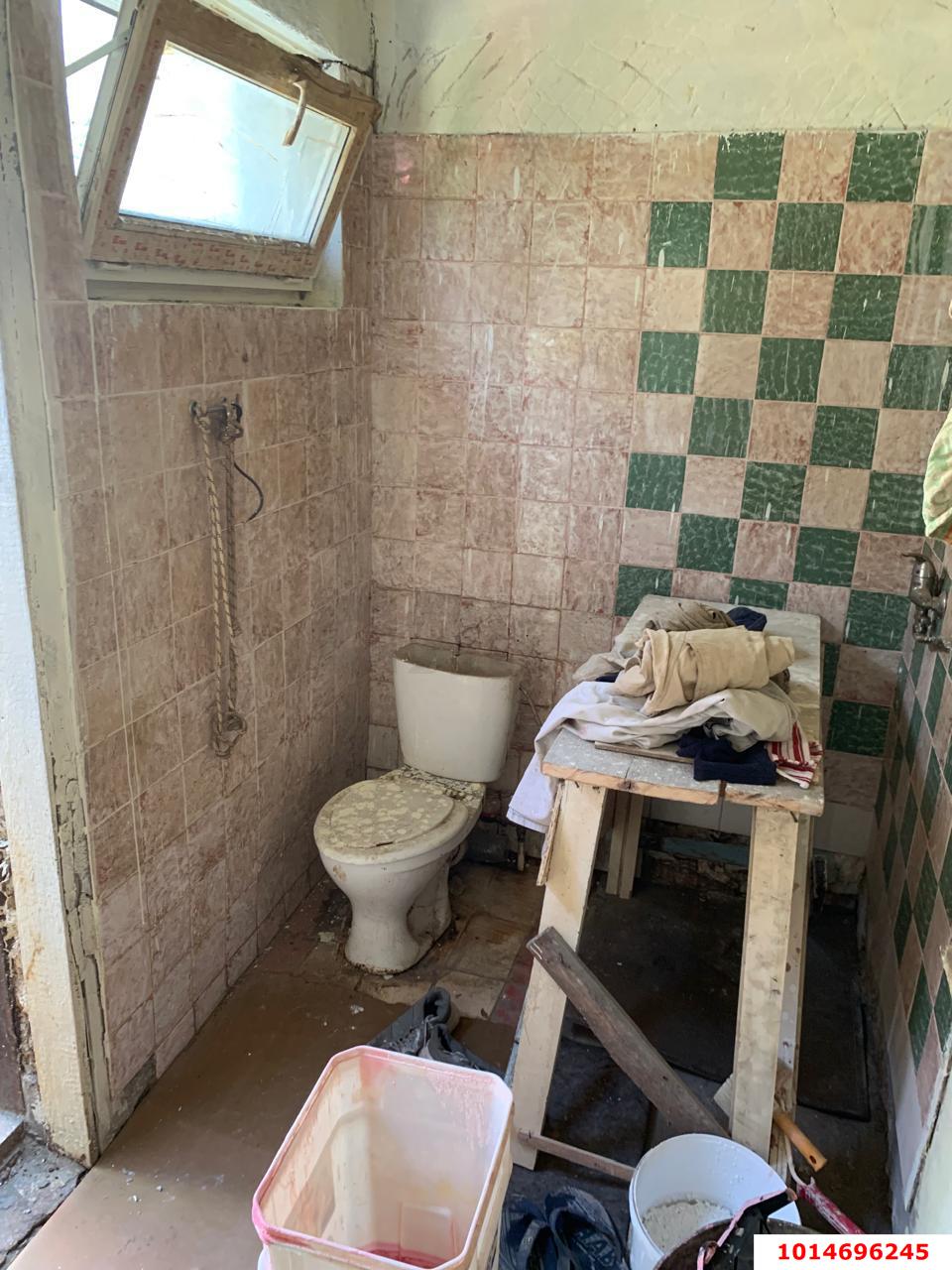 Фото №6: 3-комнатная квартира 39 м² - Краснодар, Центральный внутригородской округ, мкр. Центральный, ул. имени Максима Горького, 130