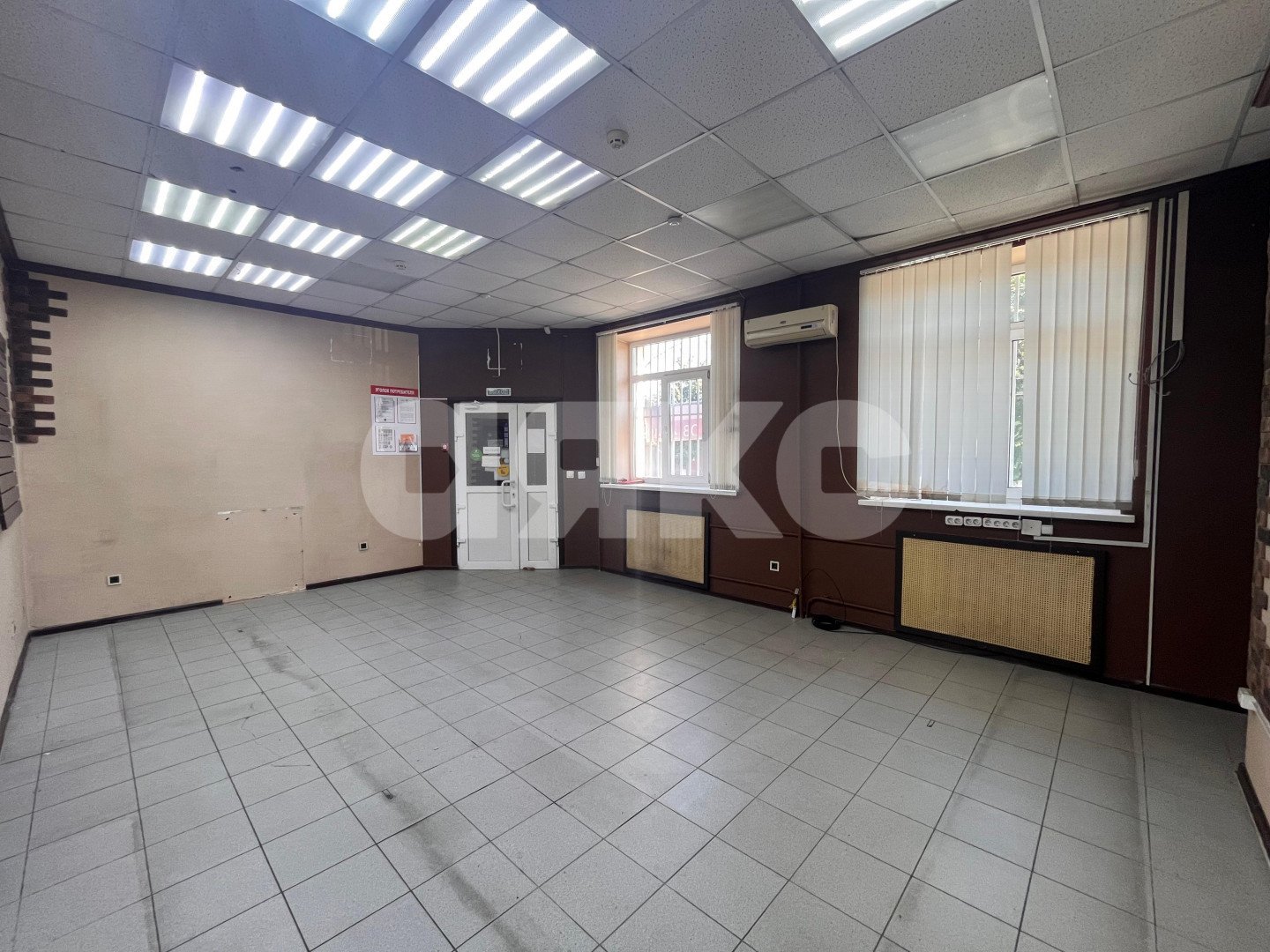 Фото №6: Коммерция 54 м² - Майкоп, Центр, ул. Пионерская