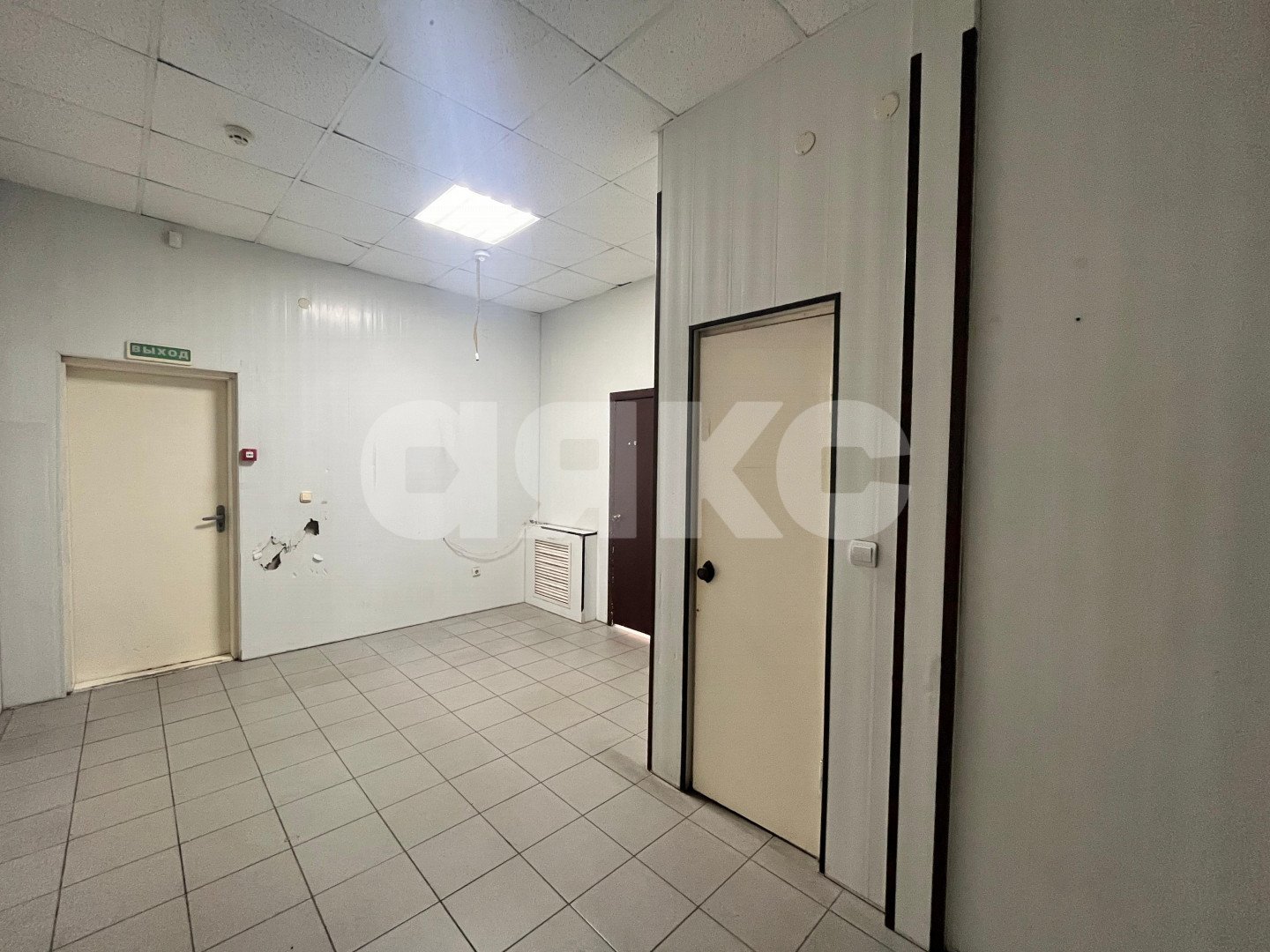 Фото №13: Коммерция 54 м² - Майкоп, Центр, ул. Пионерская
