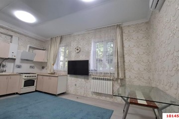 Фото №2: 2-комнатная квартира 45 м² - Краснодар, мкр. Центральный, ул. Захарова, 51