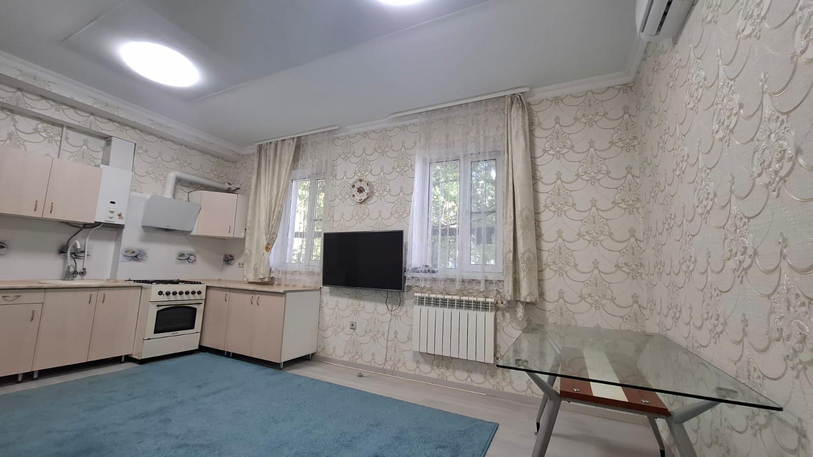 Фото №2: 2-комнатная квартира 45 м² - Краснодар, Западный внутригородской округ, Горгаз, мкр. Центральный, ул. Захарова, 51