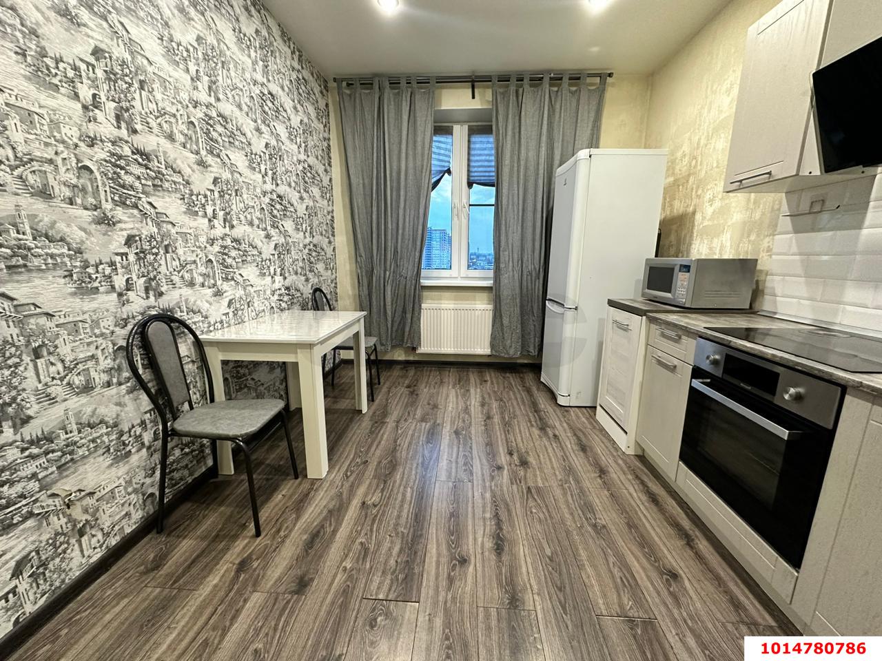 Фото №1: 1-комнатная квартира 44 м² - Краснодар, жилой комплекс Гарант, ул. Трудовой Славы, 43