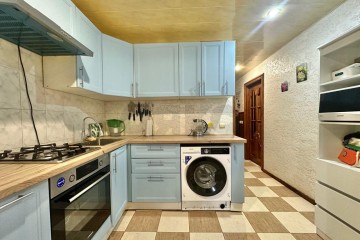 Фото №2: 3-комнатная квартира 56 м² - Краснодар, мкр. Комсомольский, ул. Уральская, 172